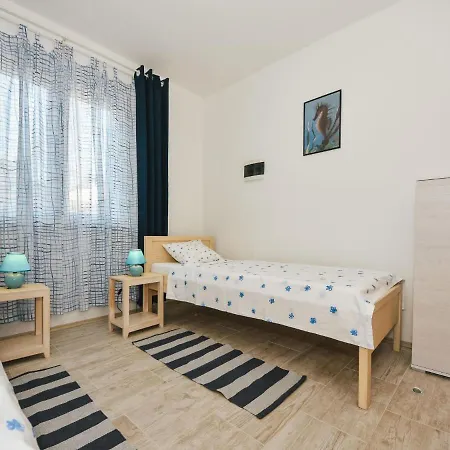 דירה Ivan-1 By Interhome Ždrelac